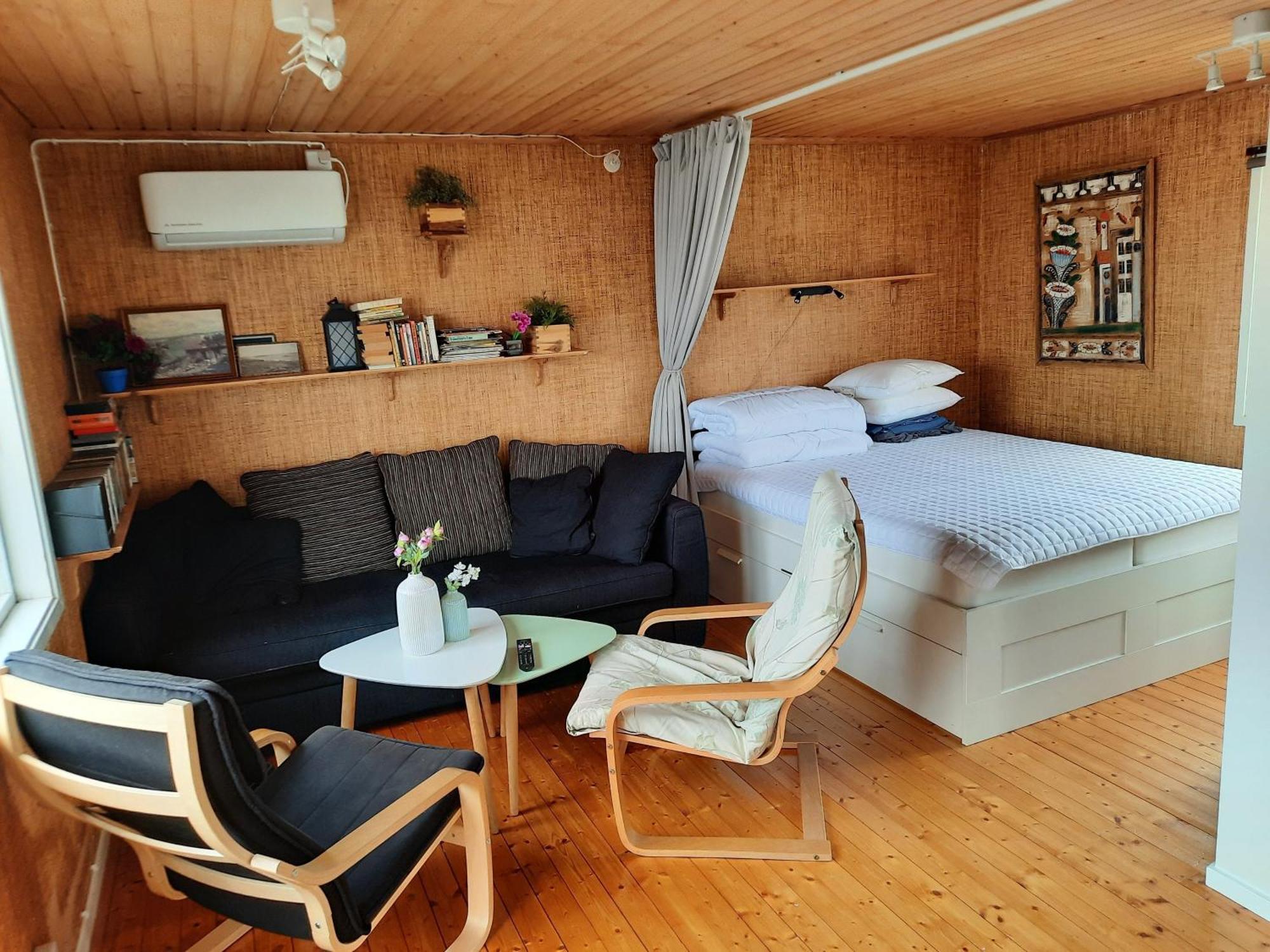 Cabin At The Sea Close To Public Beach With A Jumpingtower Hoviksnas ภายนอก รูปภาพ