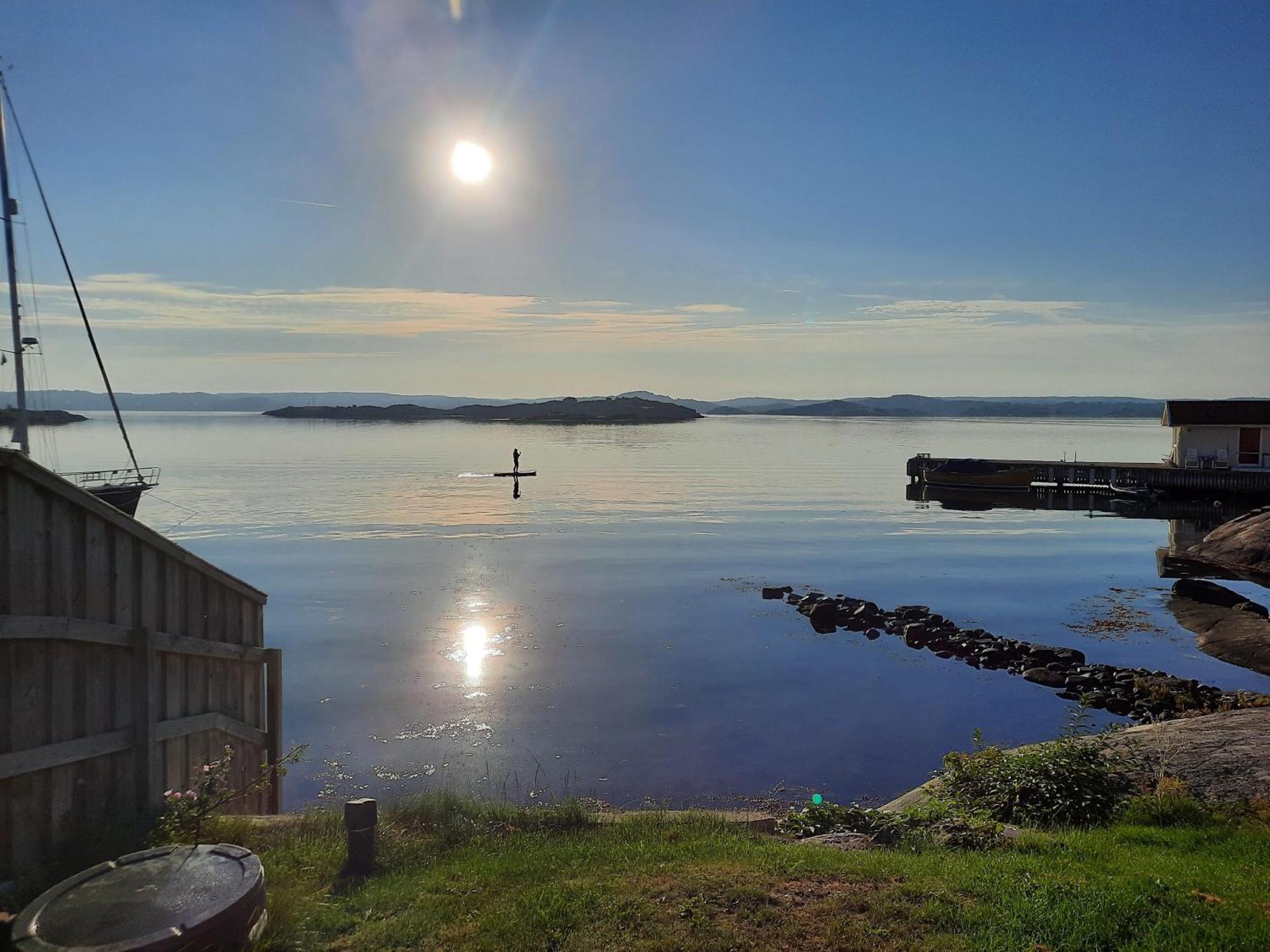Cabin At The Sea Close To Public Beach With A Jumpingtower Hoviksnas ภายนอก รูปภาพ