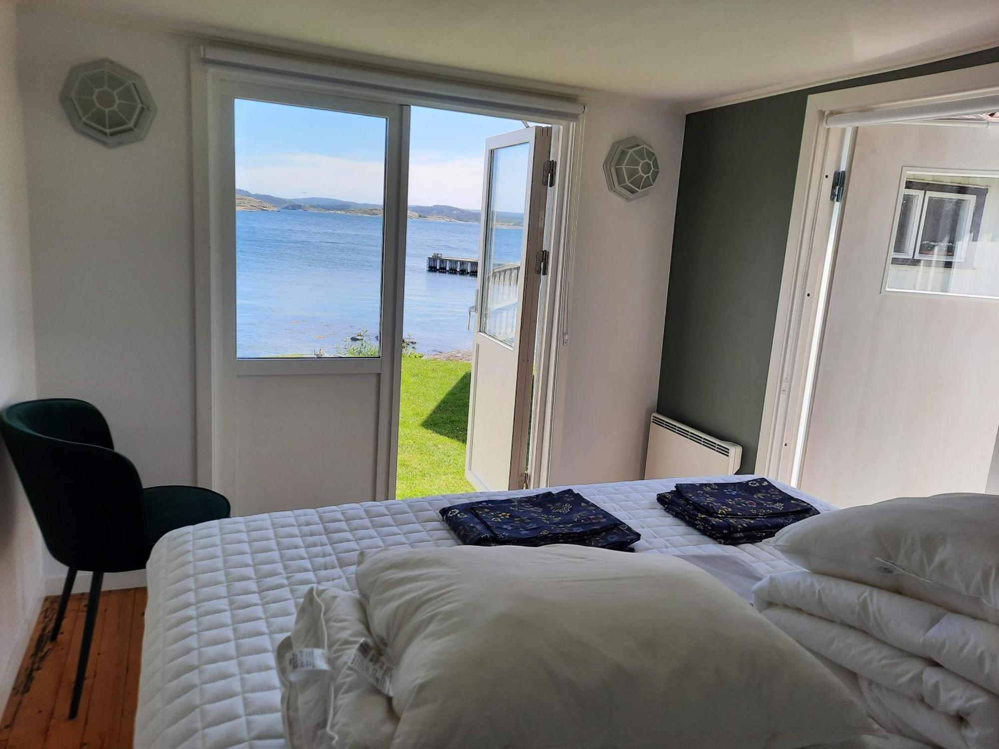 Cabin At The Sea Close To Public Beach With A Jumpingtower Hoviksnas ภายนอก รูปภาพ