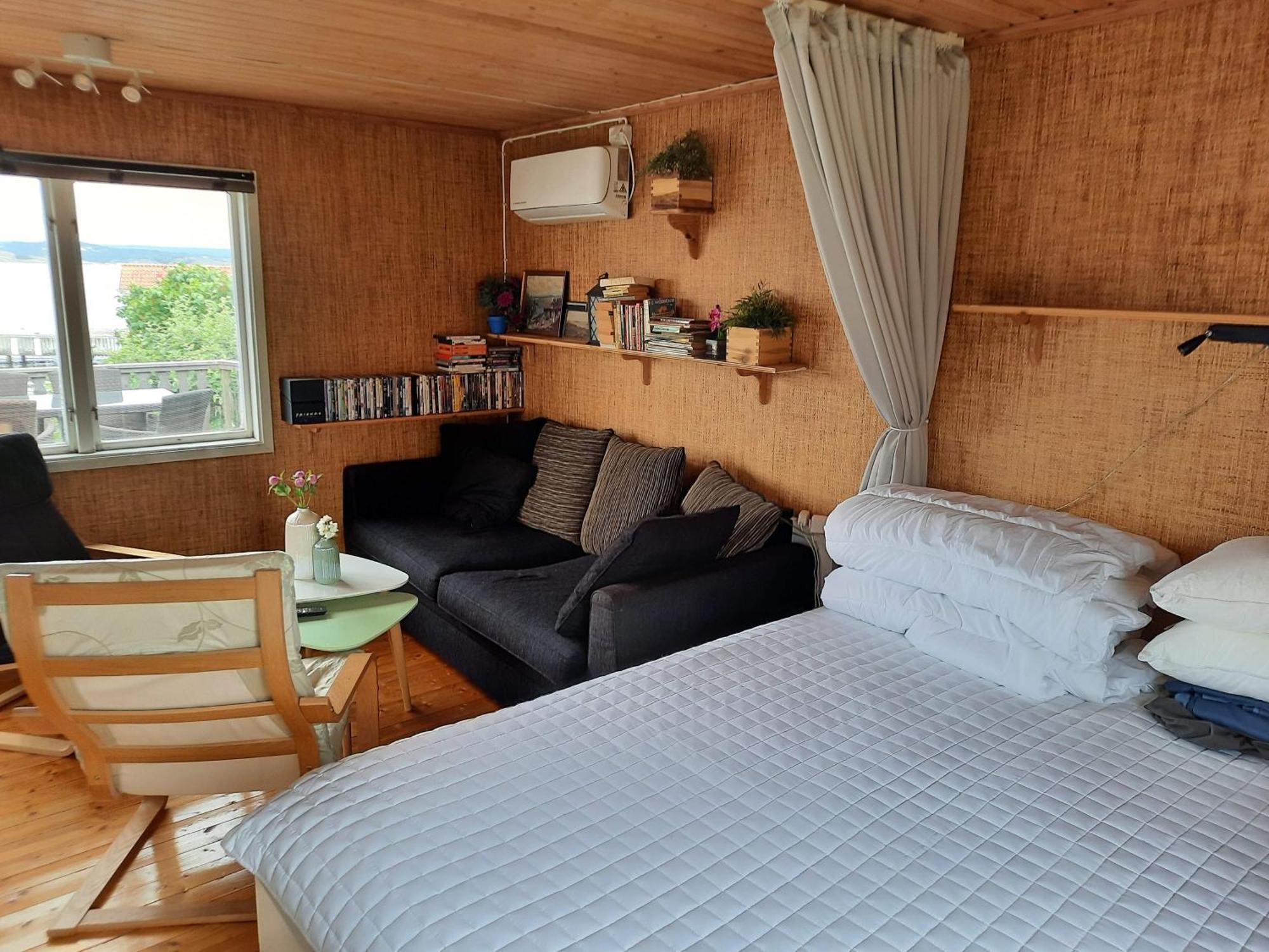 Cabin At The Sea Close To Public Beach With A Jumpingtower Hoviksnas ภายนอก รูปภาพ